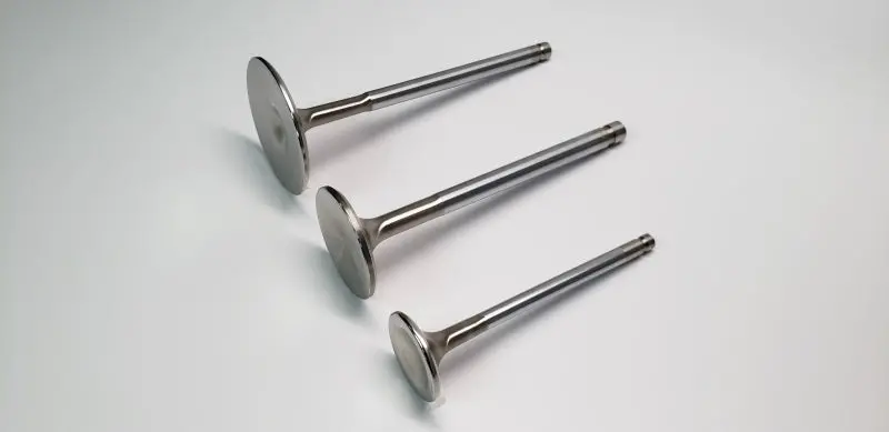 Ferrea S-Flo Competition Plus Exhaust Valve Set – 1.625 In Diameter, 11/32 In Stem, 5.4 In Length, 15° Angle (8-Piece) 2